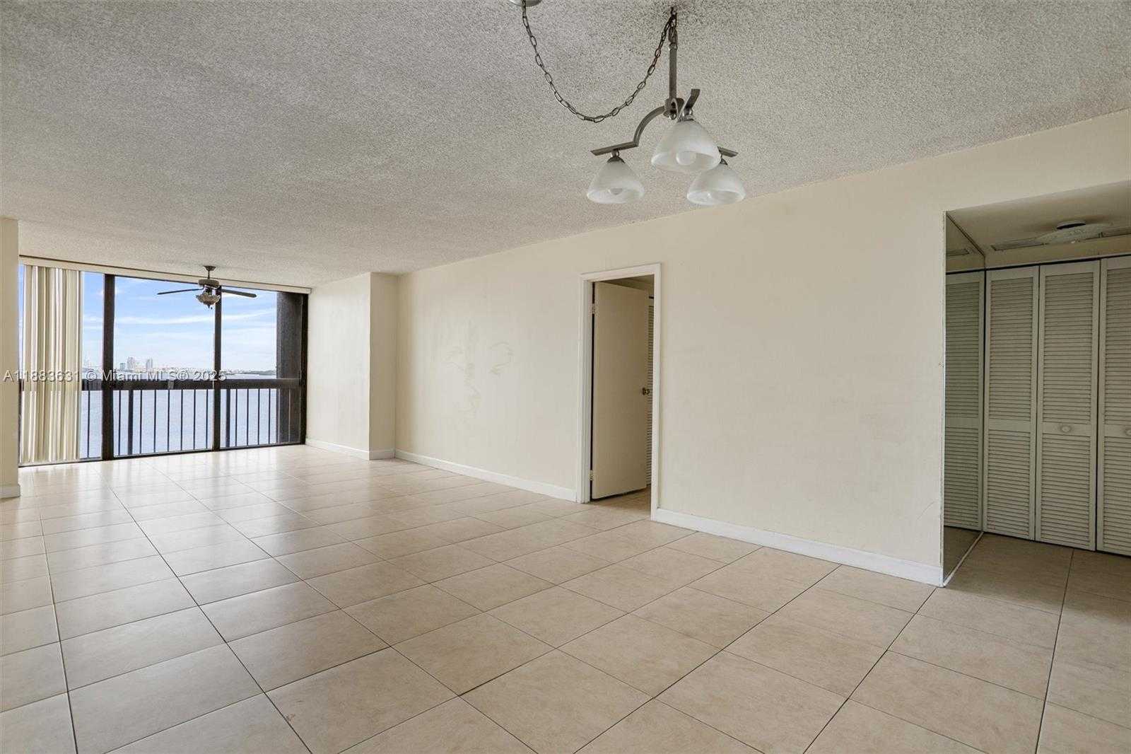 Small Image of 2333 BRICKELL AVE #1207, Miami Number 12