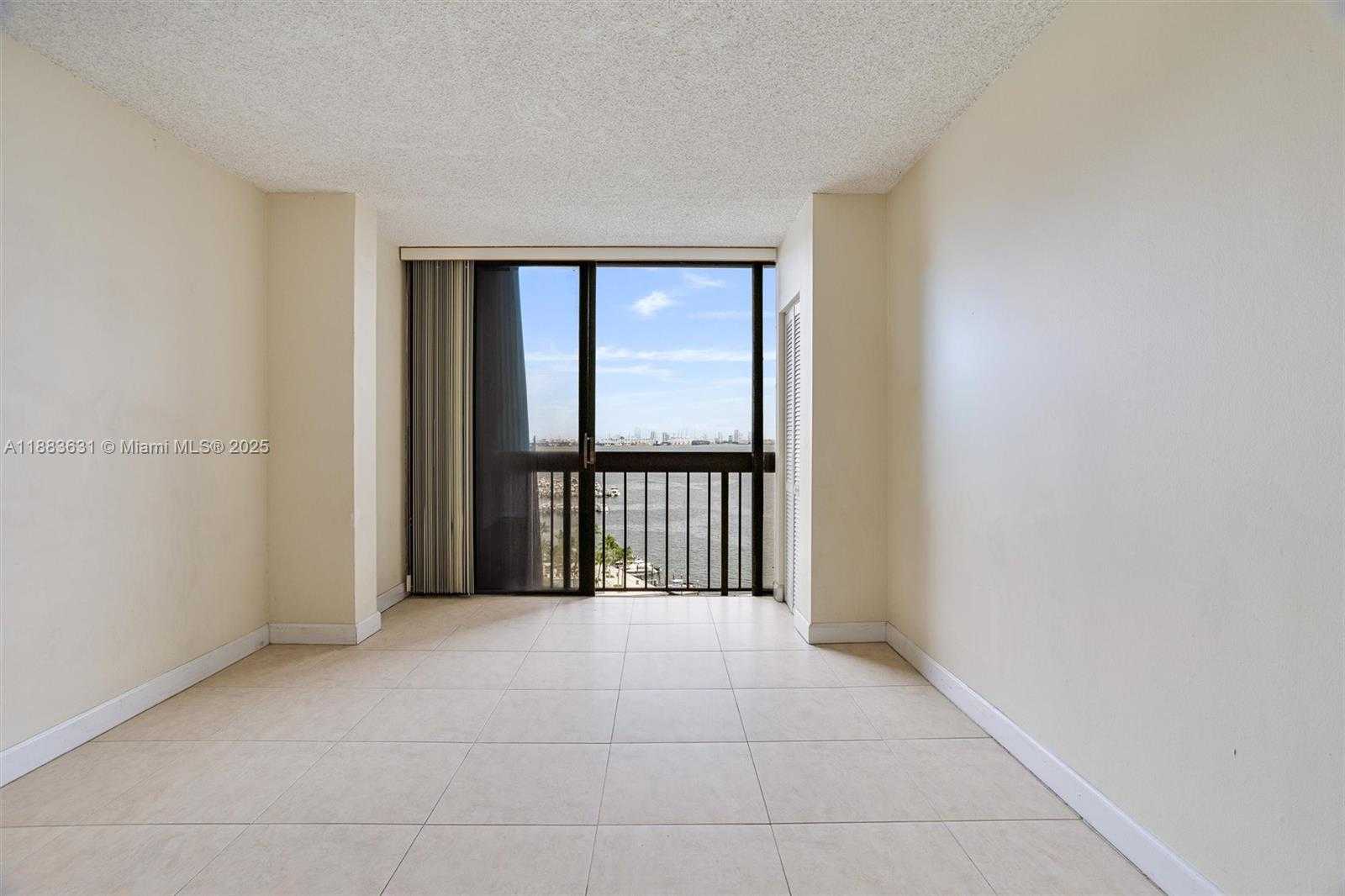 Small Image of 2333 BRICKELL AVE #1207, Miami Number 18