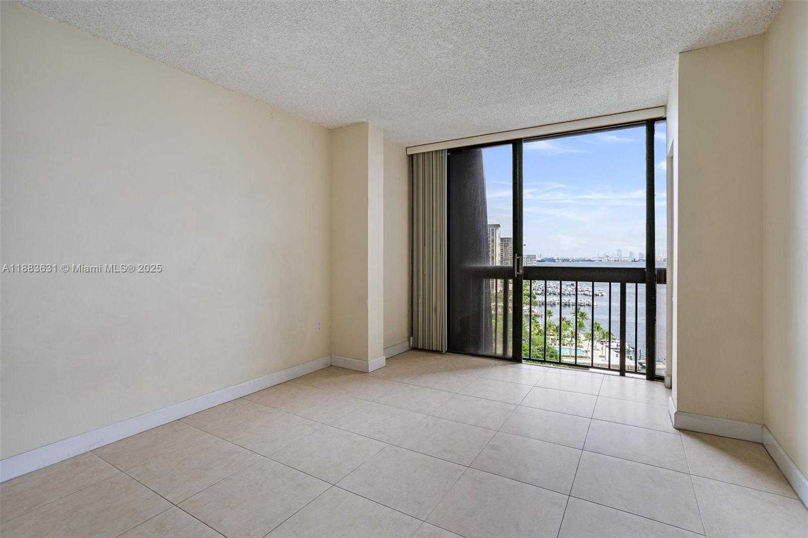 Small Image of 2333 BRICKELL AVE #1207, Miami Number 19