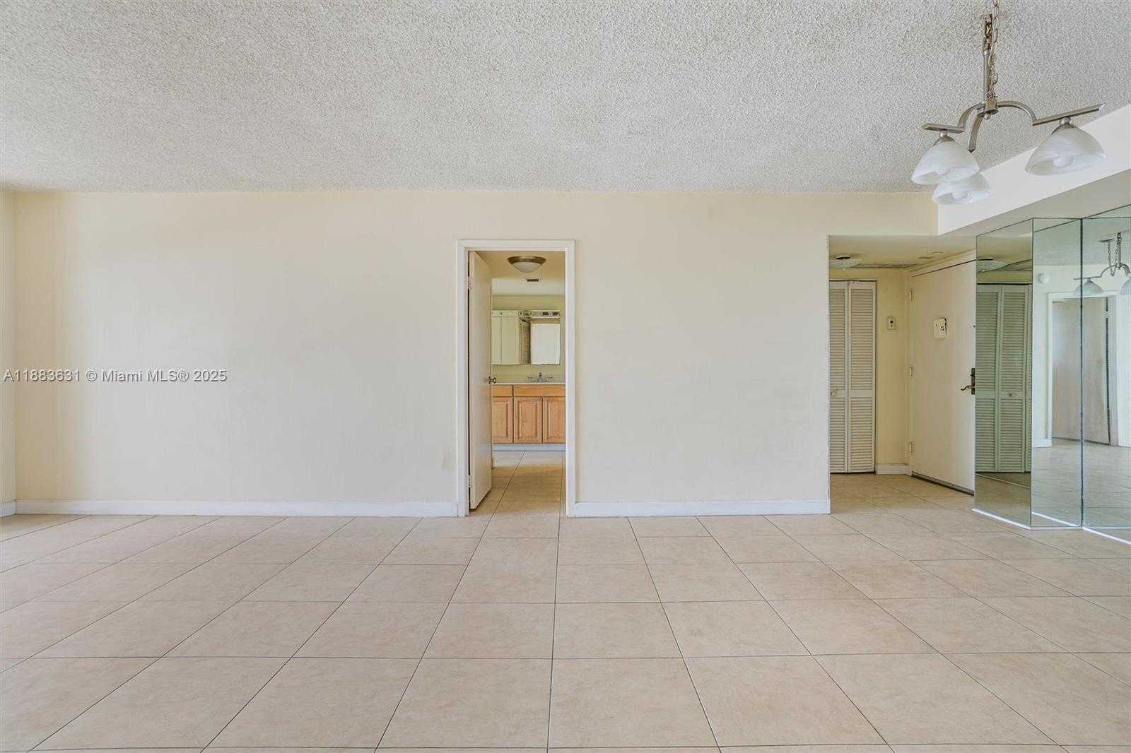 Small Image of 2333 BRICKELL AVE #1207, Miami Number 25
