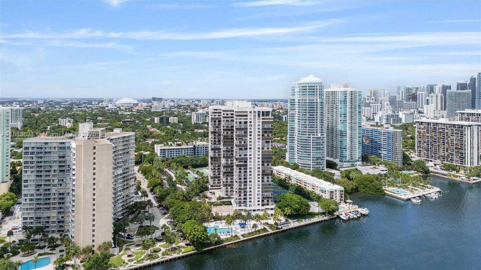 Small Image of 2333 BRICKELL AVE #1207, Miami Number 26