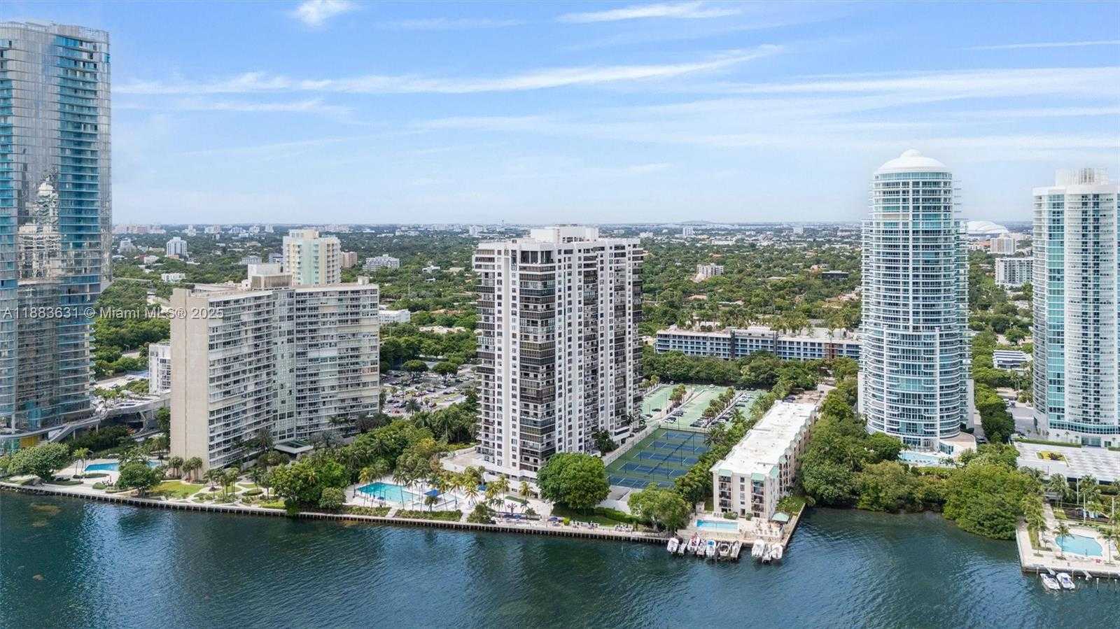 Small Image of 2333 BRICKELL AVE #1207, Miami Number 27