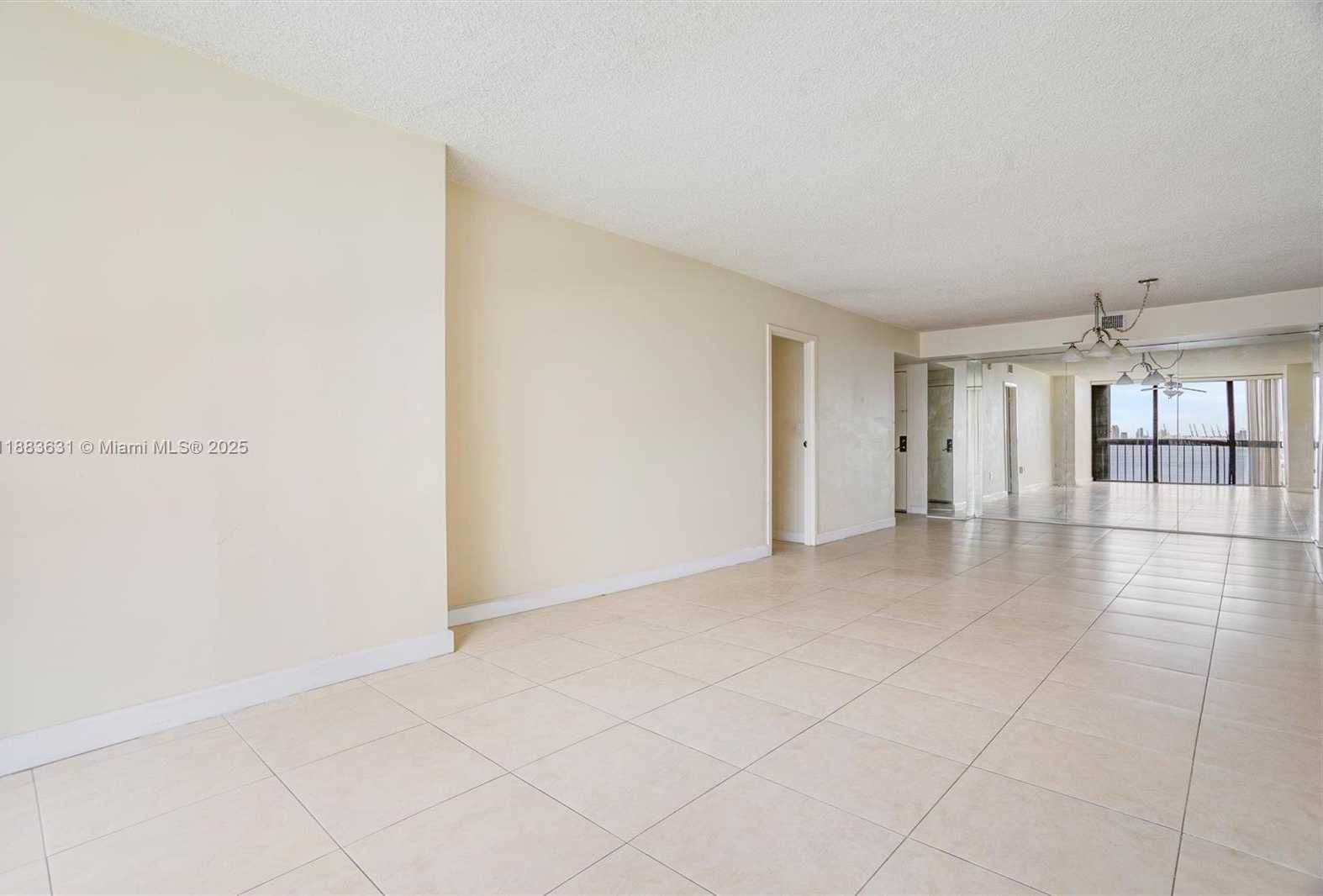 Small Image of 2333 BRICKELL AVE #1207, Miami Number 7