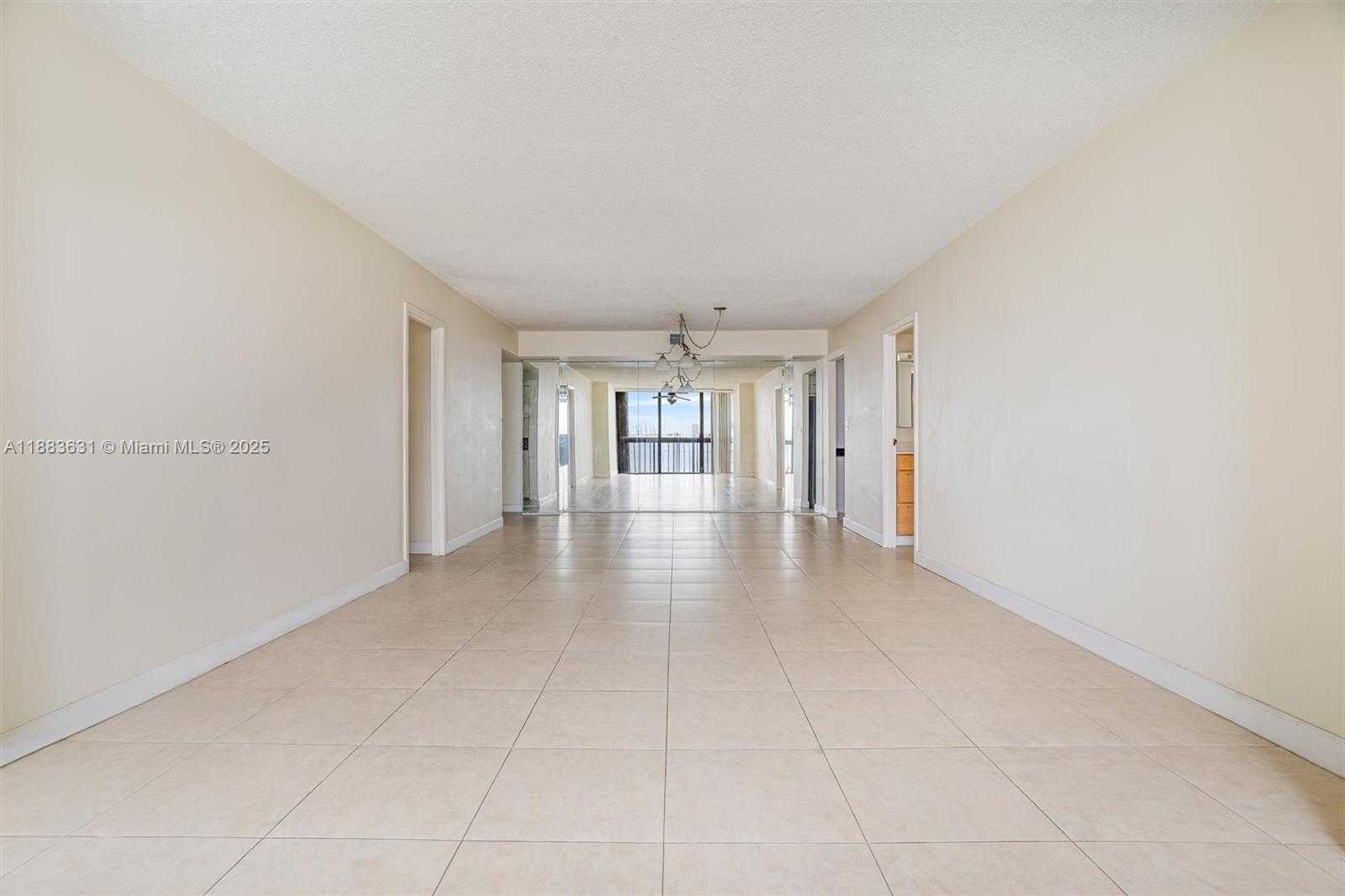 Small Image of 2333 BRICKELL AVE #1207, Miami Number 8