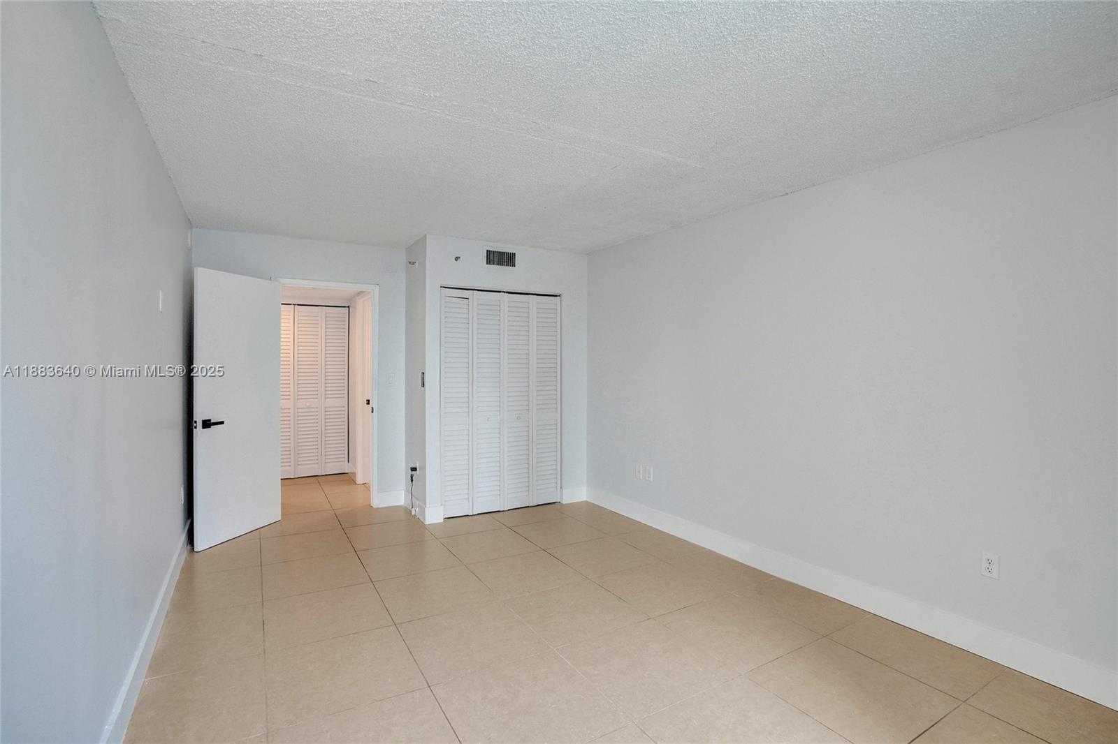 Small Image of 850 NORTH MIAMI AVE #W-1810, Miami Number 14