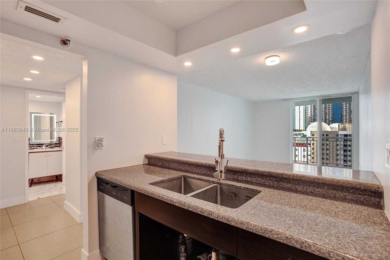 Small Image of 850 NORTH MIAMI AVE #W-1810, Miami Number 27