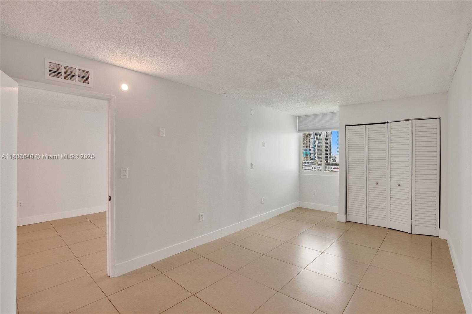 Small Image of 850 NORTH MIAMI AVE #W-1810, Miami Number 8