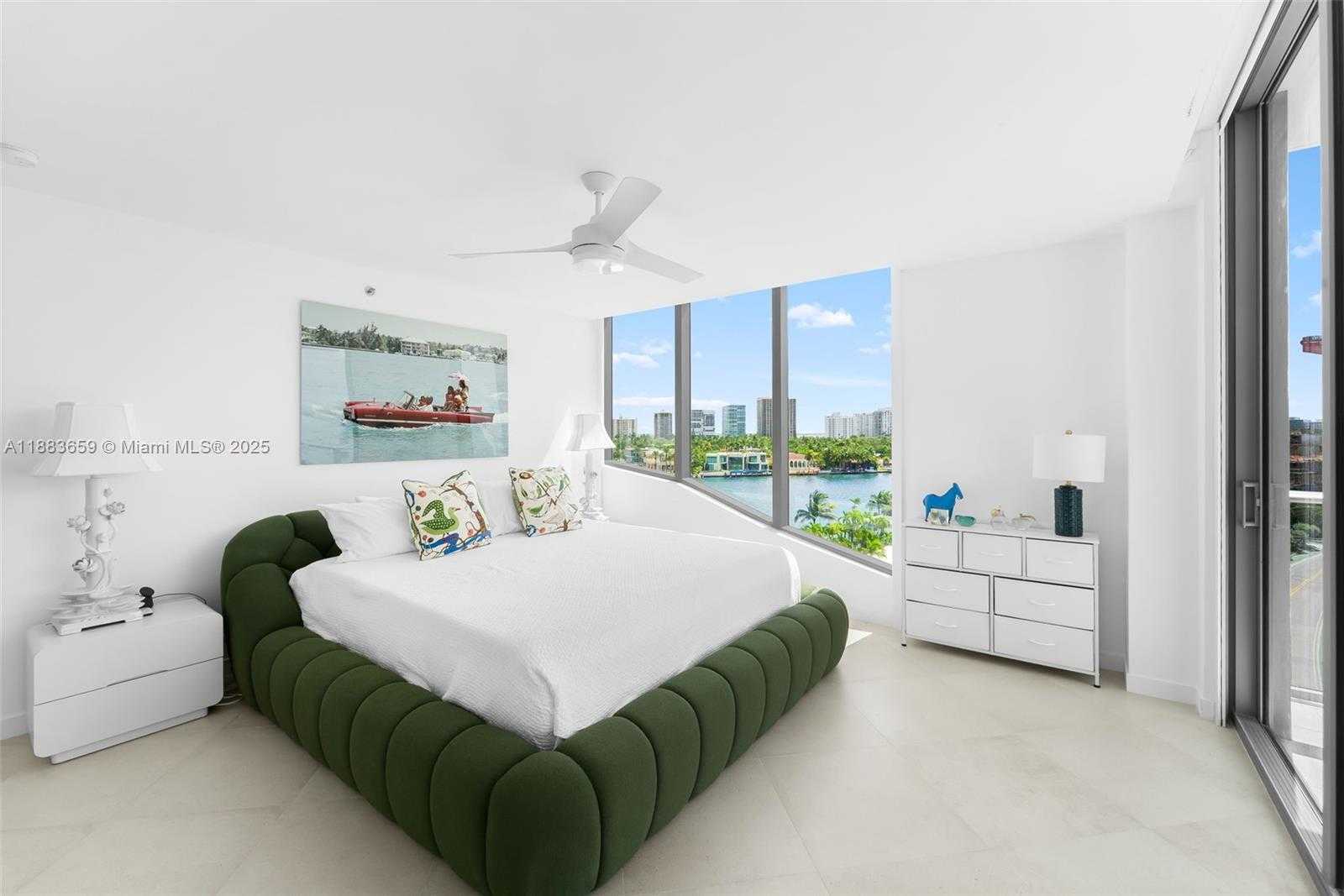 Small Image of 1135 103 ST #PH4, Bay Harbor Islands Number 26