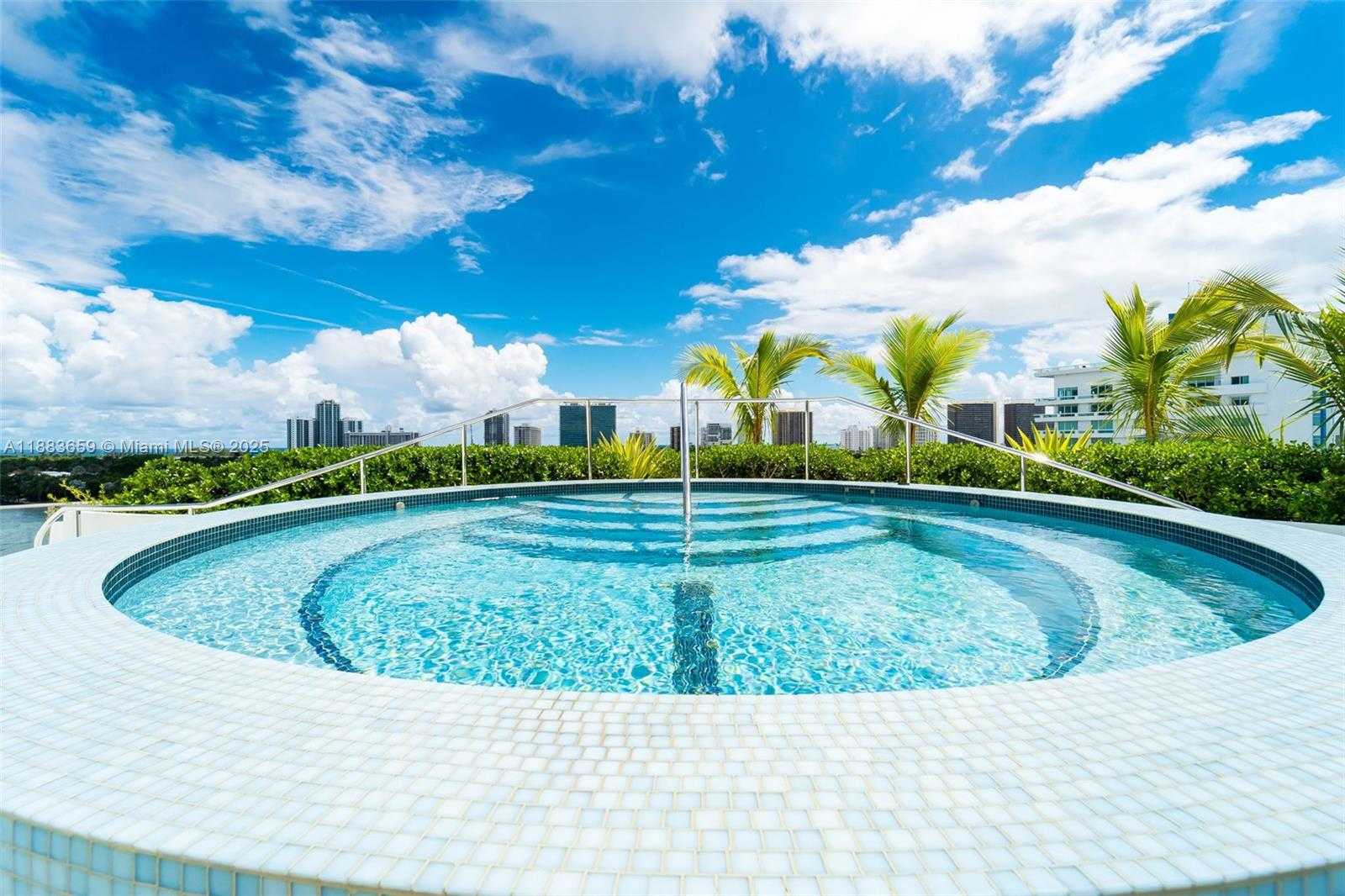 Small Image of 1135 103 ST #PH4, Bay Harbor Islands Number 38