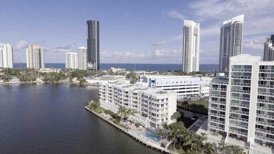 Small Image of 18260 NORTH BAY RD #516, Sunny Isles Beach Number 21