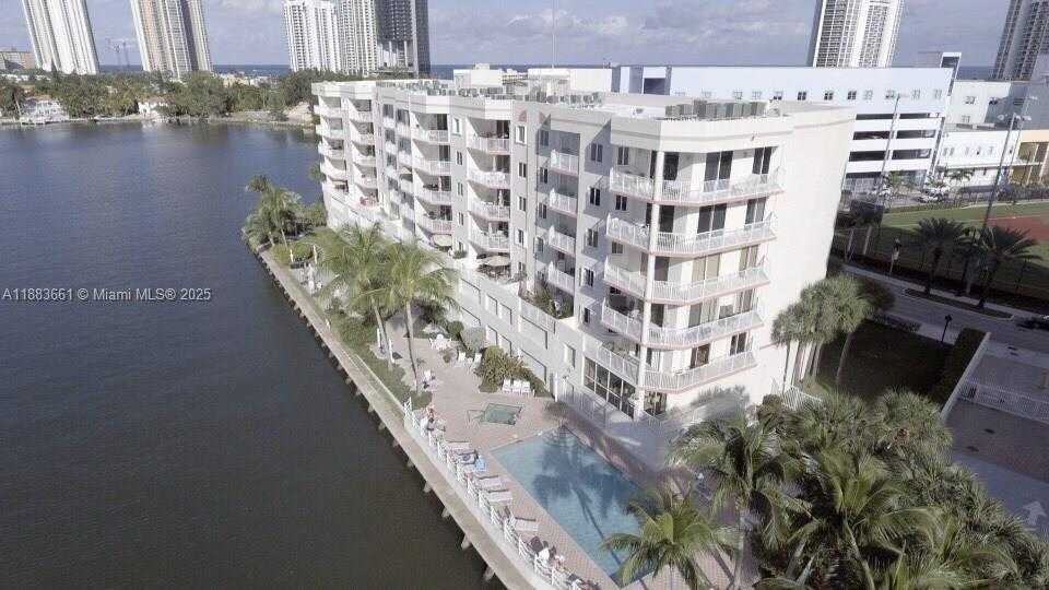 Small Image of 18260 NORTH BAY RD #516, Sunny Isles Beach Number 22