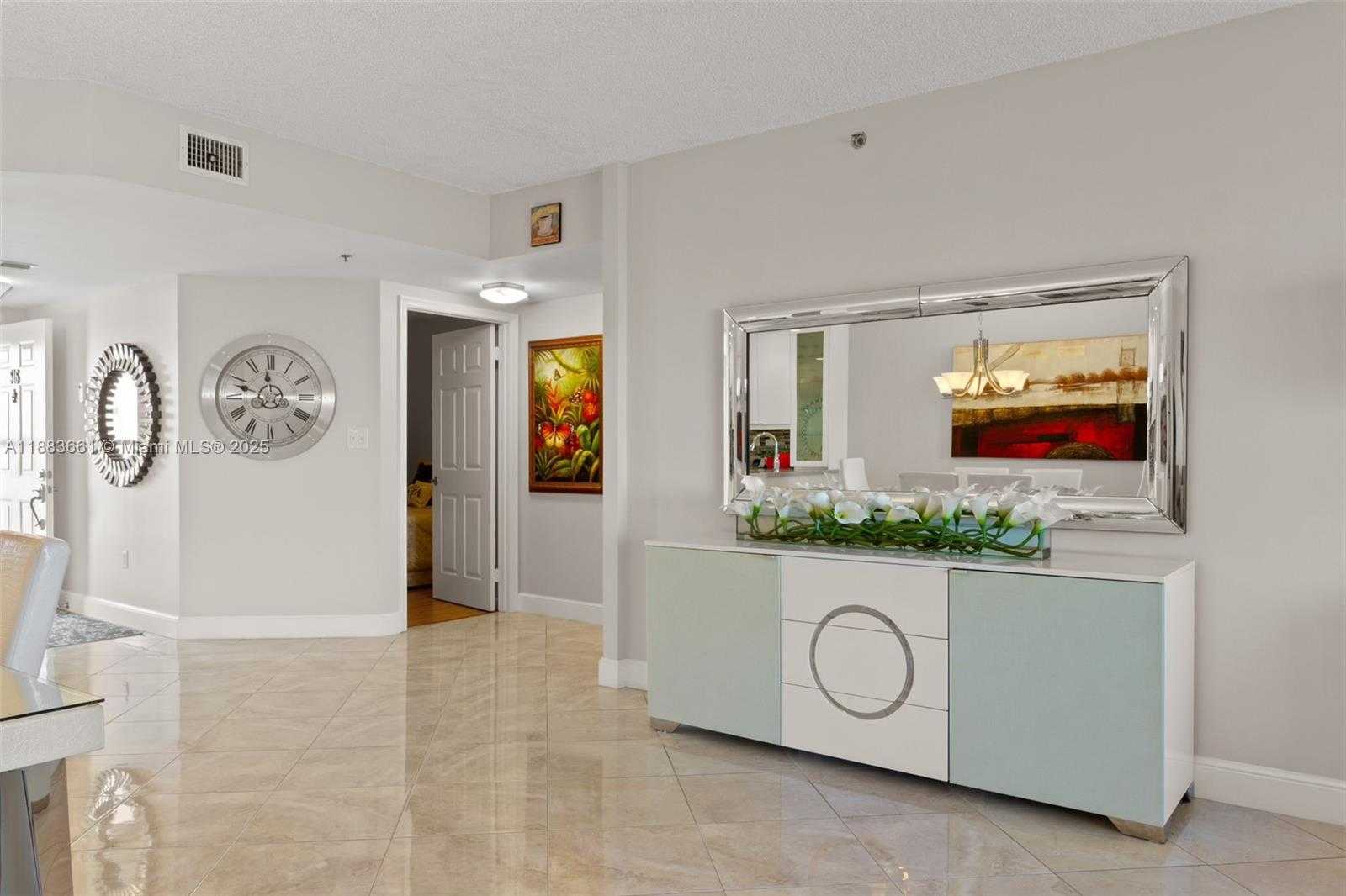 Small Image of 18260 NORTH BAY RD #516, Sunny Isles Beach Number 8