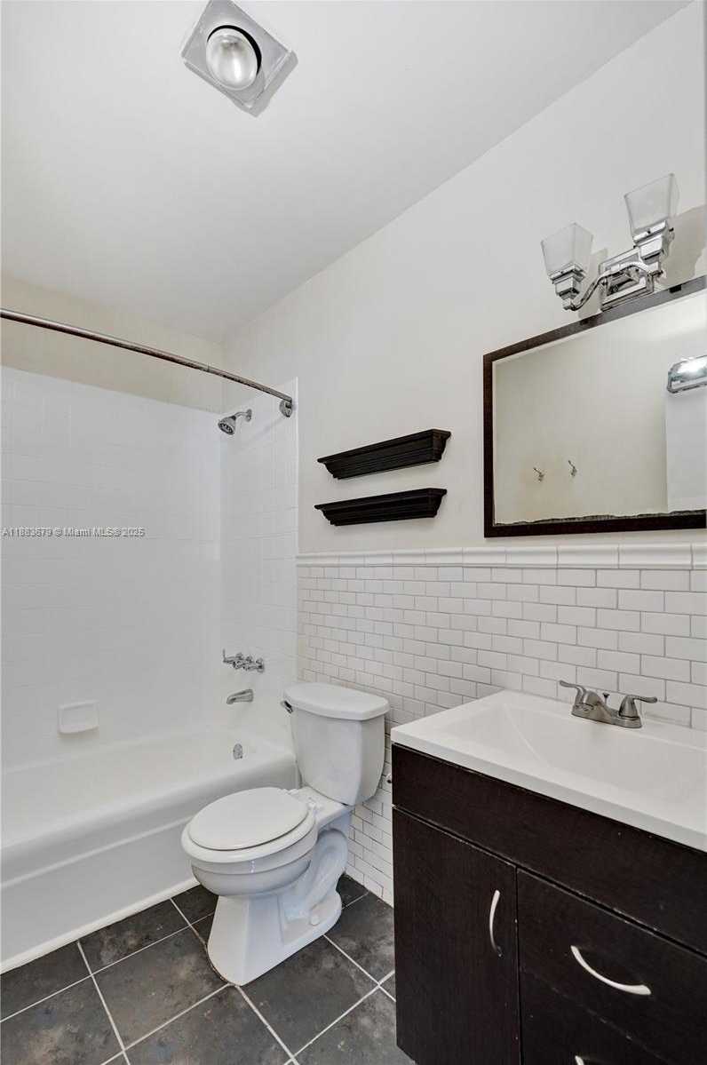 Small Image of 2181 NORTH EAST 67TH ST #622, Fort Lauderdale Number 10