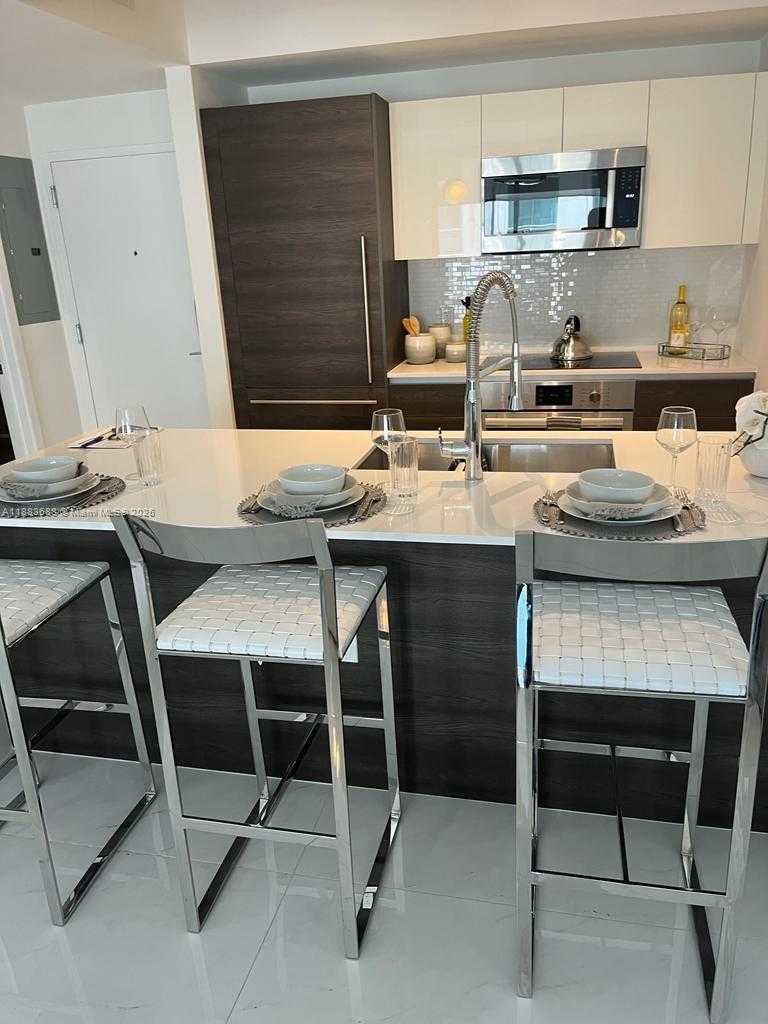 Small Image of 301 ALTARA AVE #805, Coral Gables Number 18