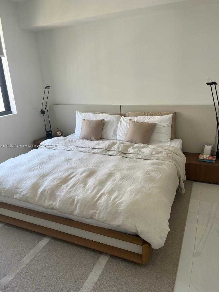 Small Image of 301 ALTARA AVE #805, Coral Gables Number 24