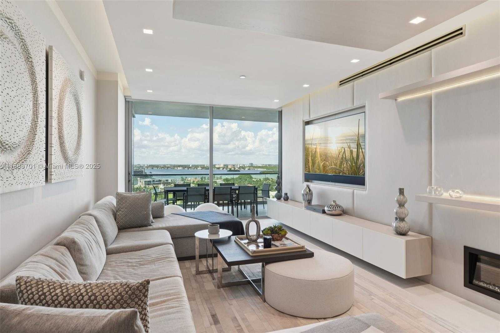Small Image of 10201 COLLINS AVE #1503, Bal Harbour Number 13