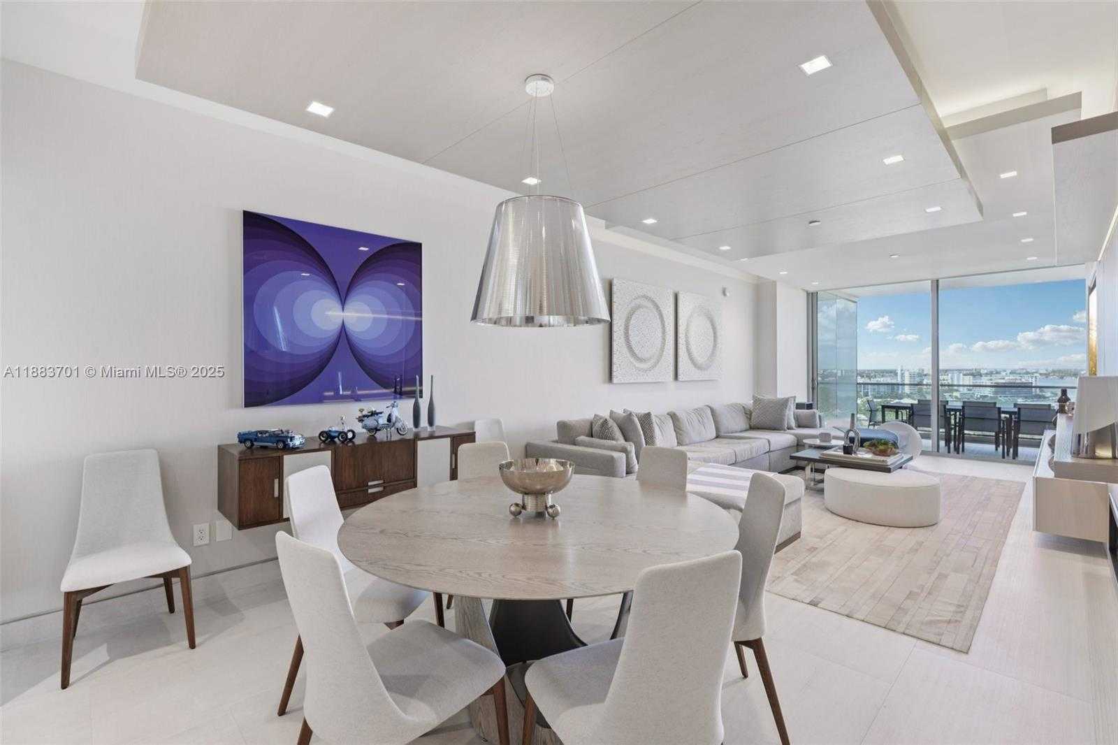 Small Image of 10201 COLLINS AVE #1503, Bal Harbour Number 22