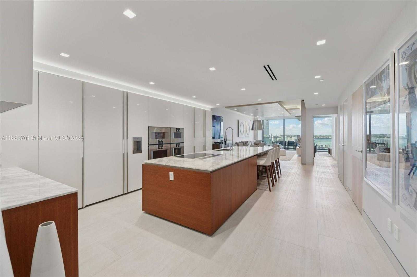 Small Image of 10201 COLLINS AVE #1503, Bal Harbour Number 24