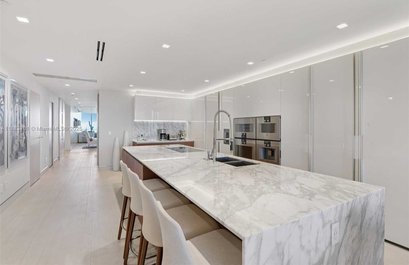 Small Image of 10201 COLLINS AVE #1503, Bal Harbour Number 28