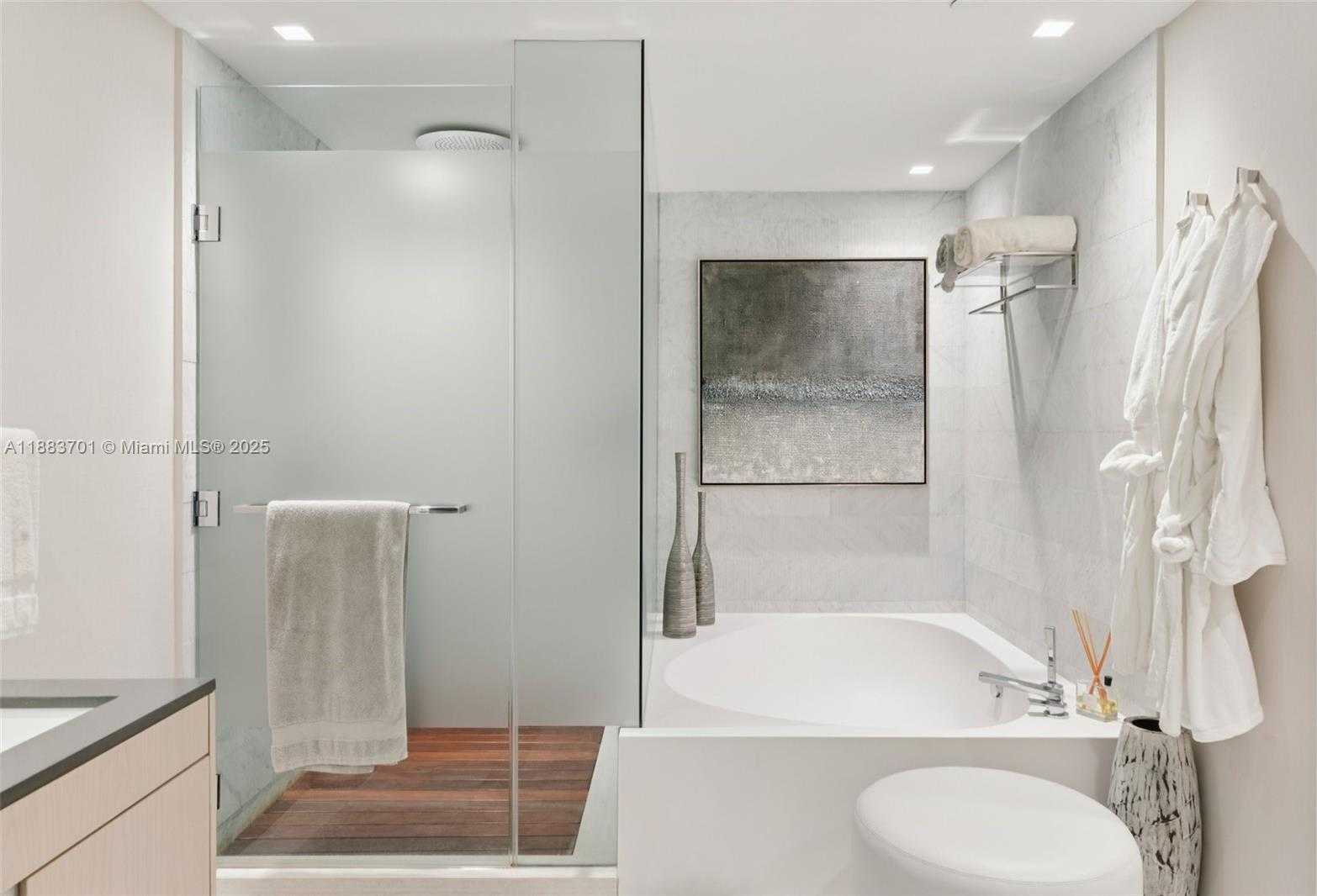 Small Image of 10201 COLLINS AVE #1503, Bal Harbour Number 33