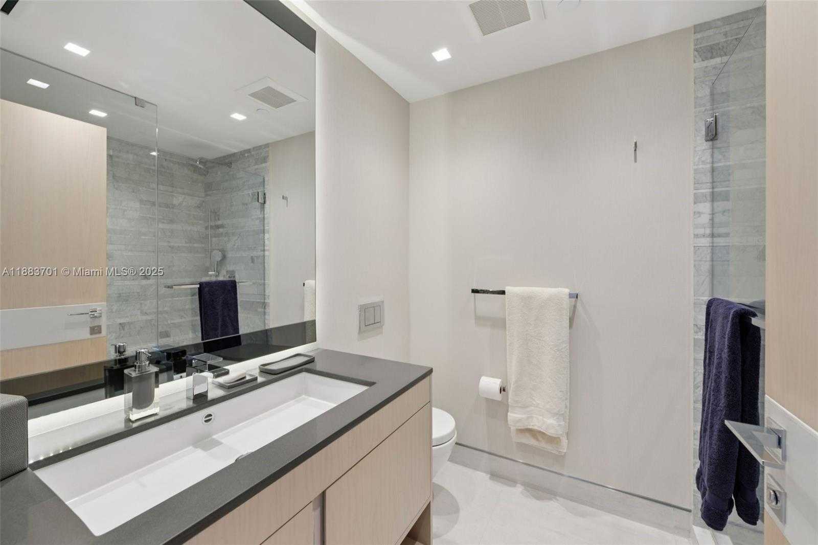 Small Image of 10201 COLLINS AVE #1503, Bal Harbour Number 44