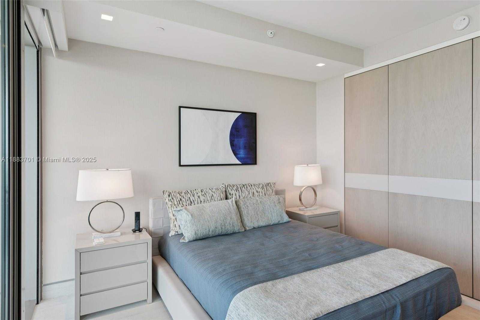 Small Image of 10201 COLLINS AVE #1503, Bal Harbour Number 46