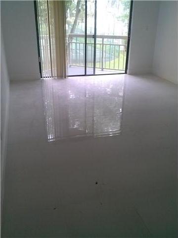 Small Image of 8290 LAKE DR #250, Doral Number 9