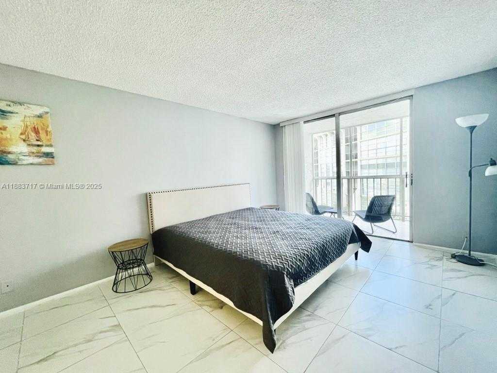 Small Image of 601 THREE ISLANDS BLVD #314, Hallandale Beach Number 10