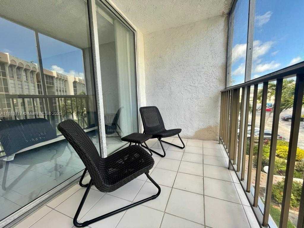 Small Image of 601 THREE ISLANDS BLVD #314, Hallandale Beach Number 11