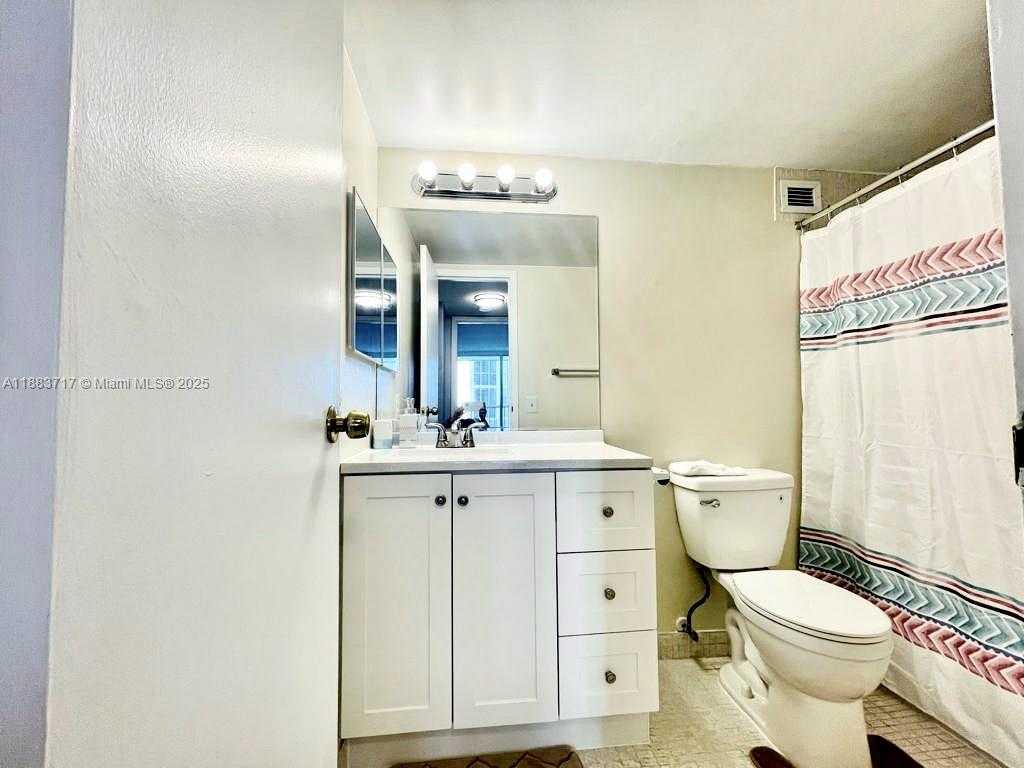 Small Image of 601 THREE ISLANDS BLVD #314, Hallandale Beach Number 13
