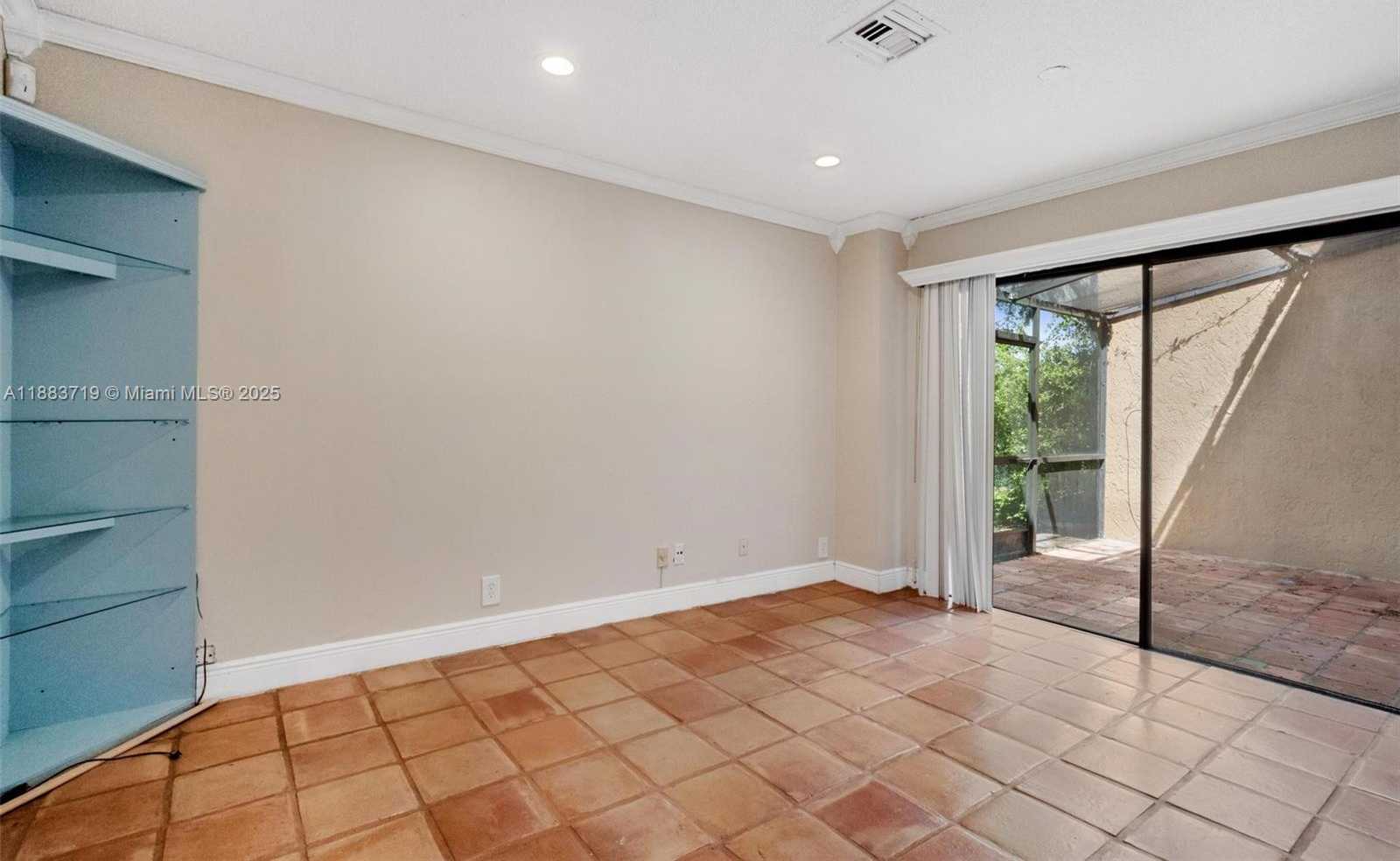 Small Image of 8101 NORTH WEST 71ST CT, Tamarac Number 11