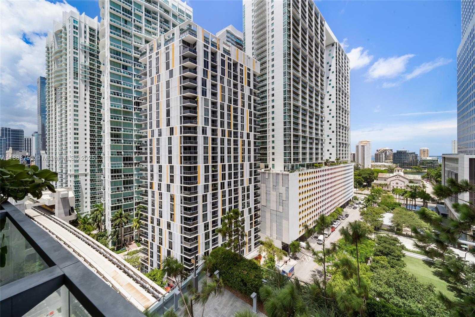 Small Image of 68 SOUTH EAST 6TH ST #811, Miami Number 20