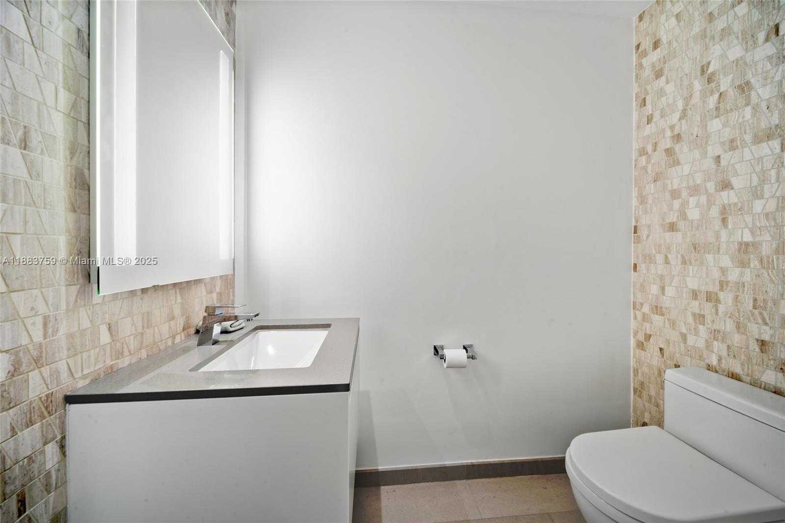 Small Image of 68 SOUTH EAST 6TH ST #811, Miami Number 21