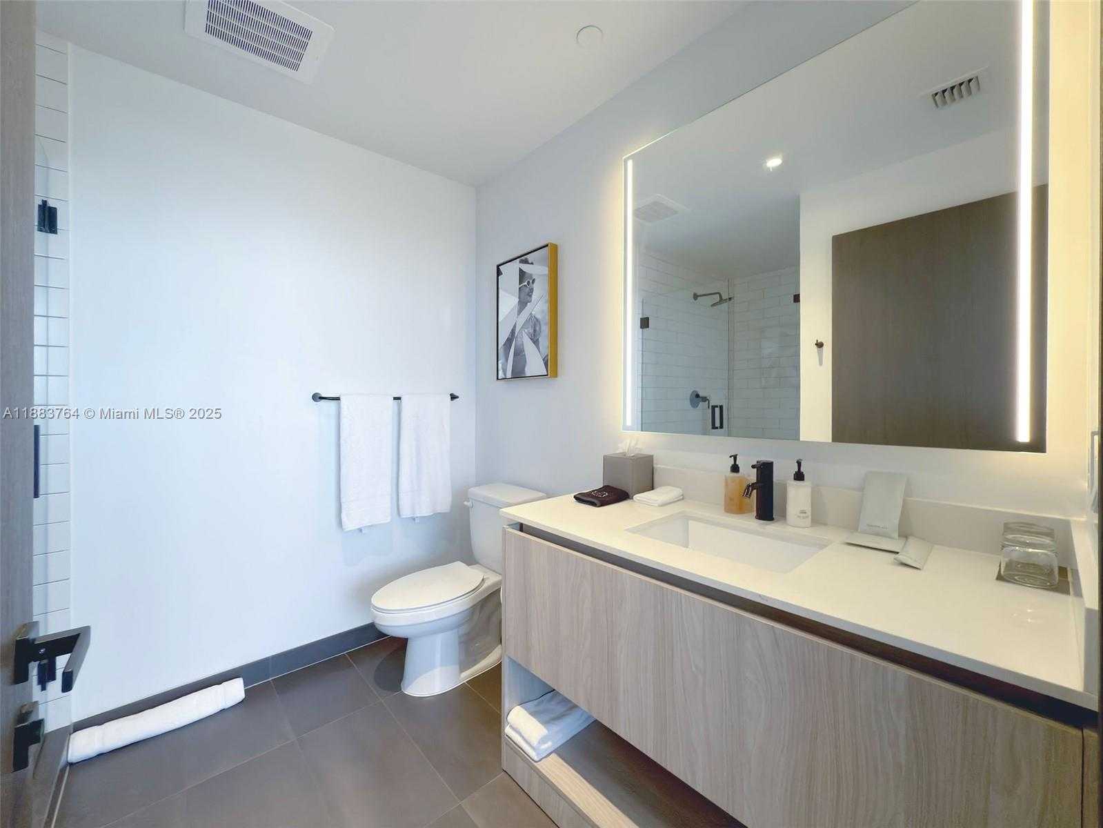 Small Image of 398 NORTH EAST 5TH ST #2410, Miami Number 10