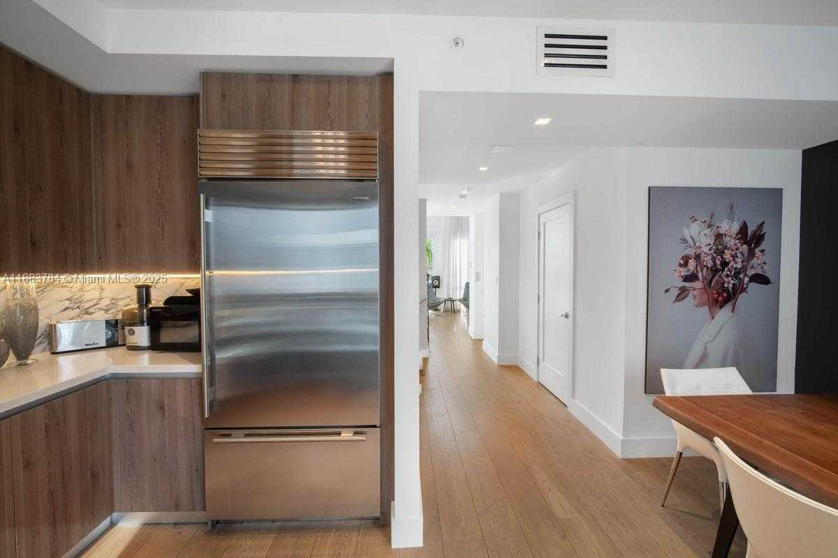 Small Image of 65 NORTH SHORE DR #31C, Miami Beach Number 14