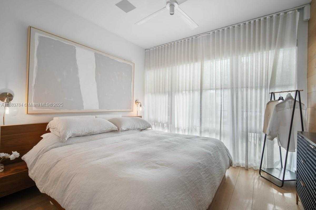 Small Image of 65 NORTH SHORE DR #31C, Miami Beach Number 17
