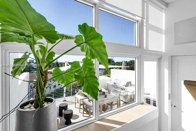 Small Image of 65 NORTH SHORE DR #31C, Miami Beach Number 26
