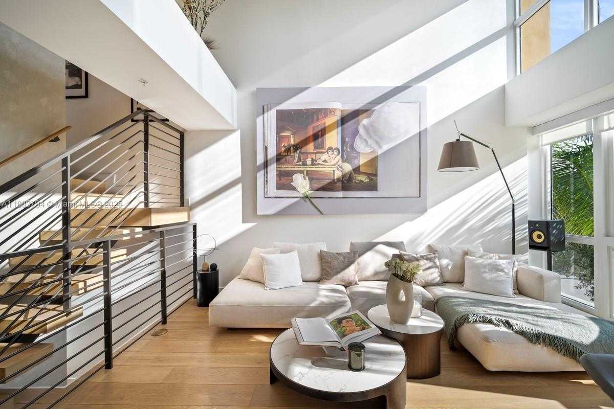 Small Image of 65 NORTH SHORE DR #31C, Miami Beach Number 3