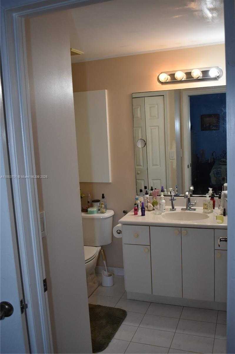 Small Image of 6540 NORTH WEST 114TH AVE #1426, Doral Number 10