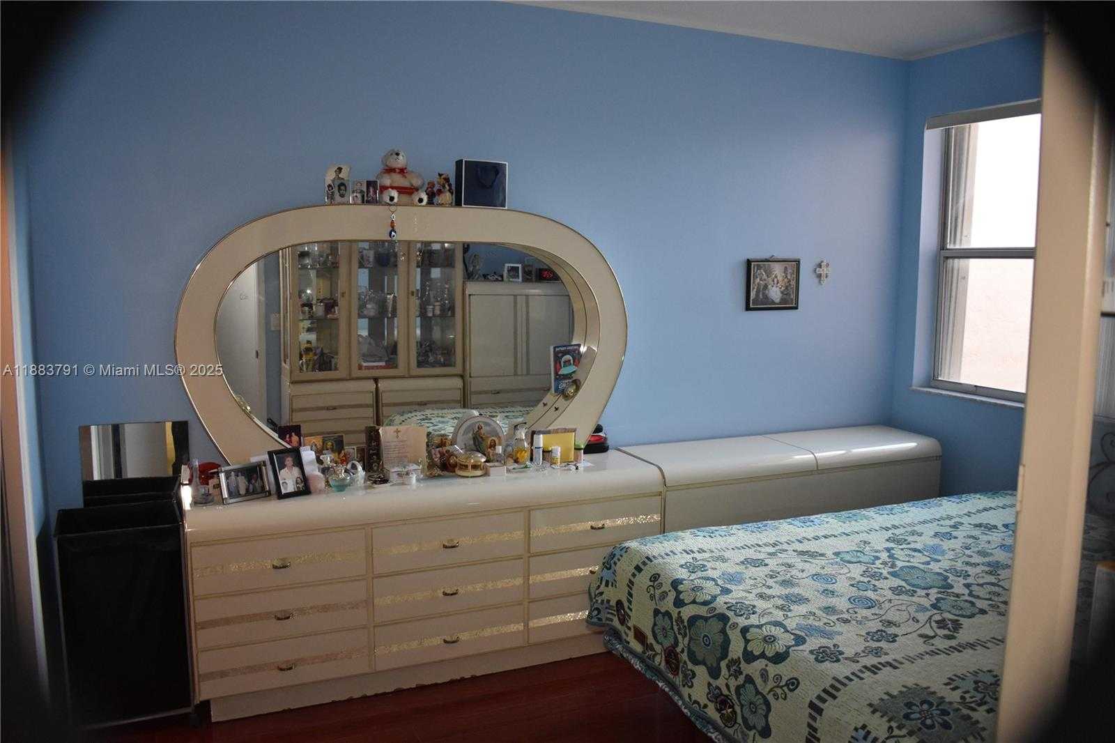 Small Image of 6540 NORTH WEST 114TH AVE #1426, Doral Number 5