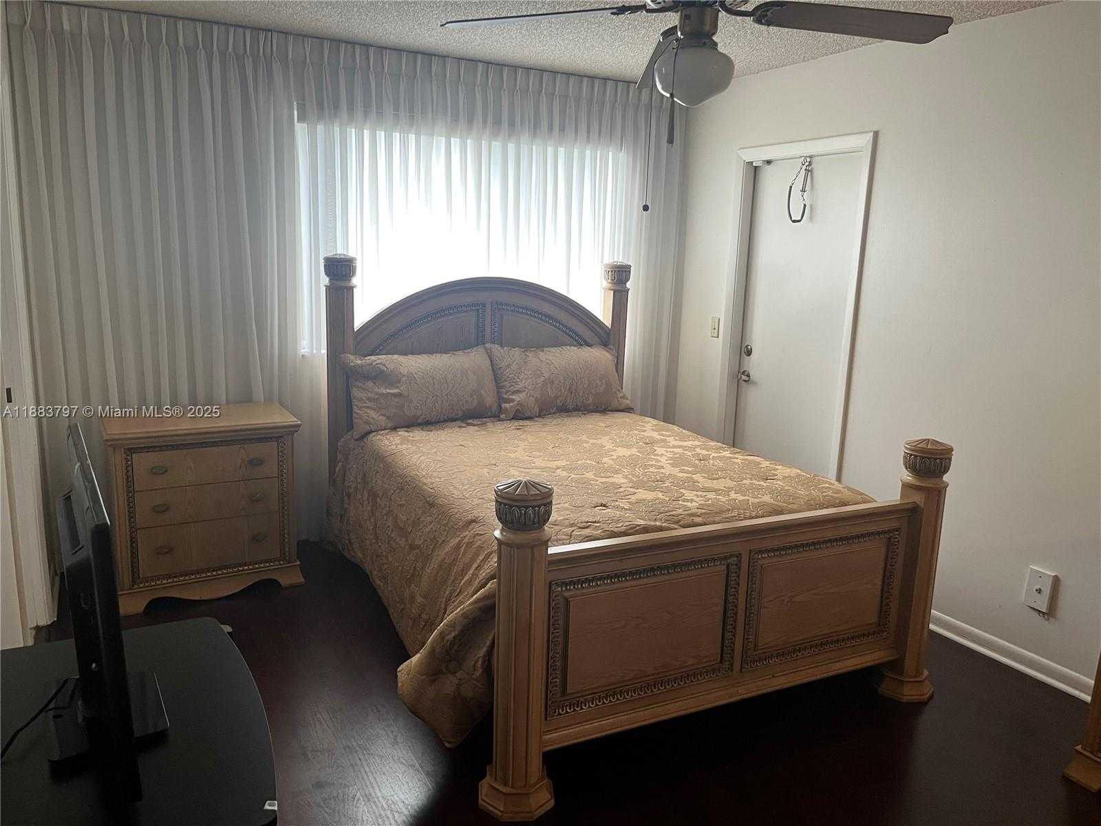 Small Image of 17000 NORTH WEST 67TH AVE #335, Hialeah Number 18