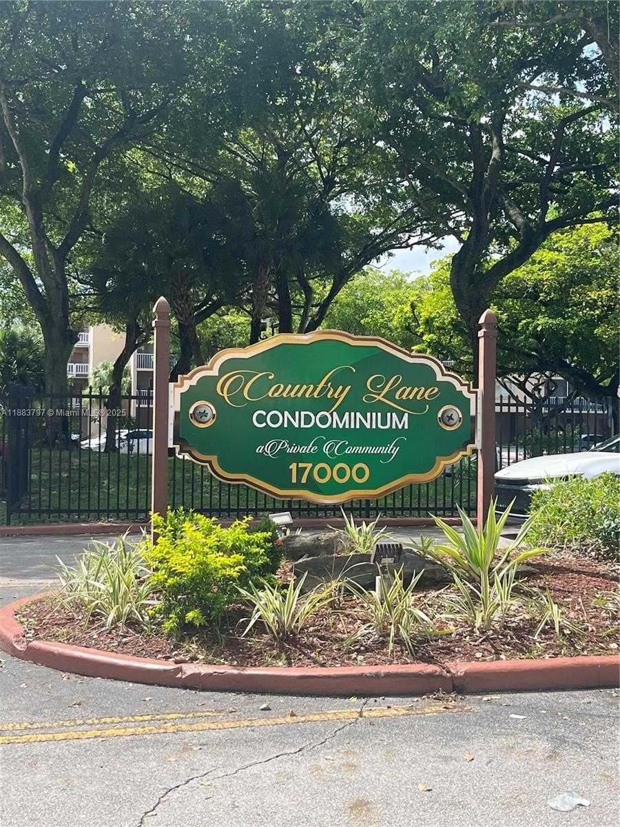 Small Image of 17000 NORTH WEST 67TH AVE #335, Hialeah Number 2