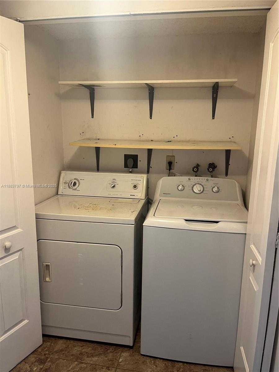 Small Image of 17000 NORTH WEST 67TH AVE #335, Hialeah Number 24