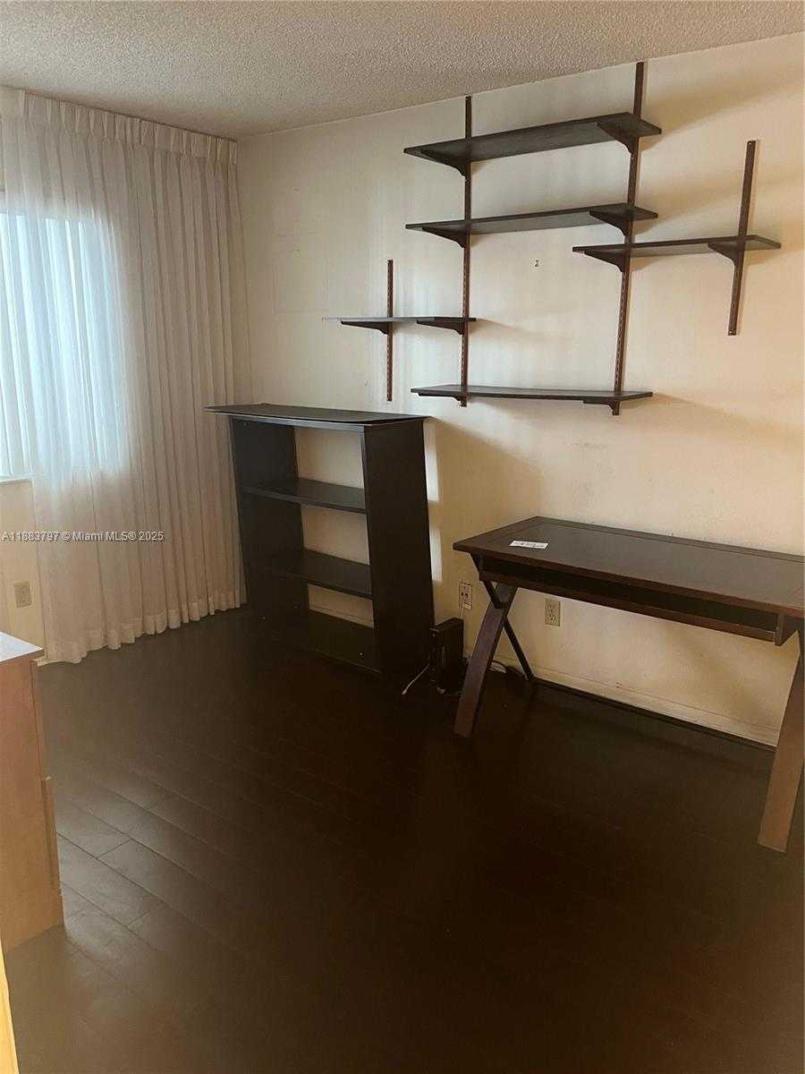 Small Image of 17000 NORTH WEST 67TH AVE #335, Hialeah Number 25