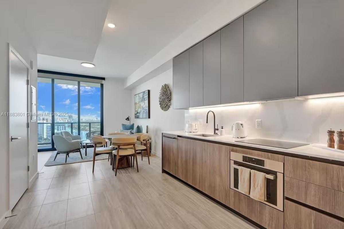 Small Image of 580 72 ST #1804, Miami Beach Number 22