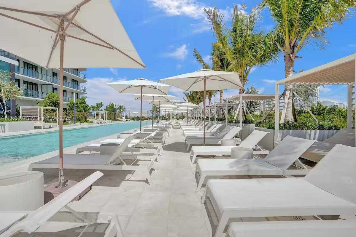 Small Image of 580 72 ST #1804, Miami Beach Number 23