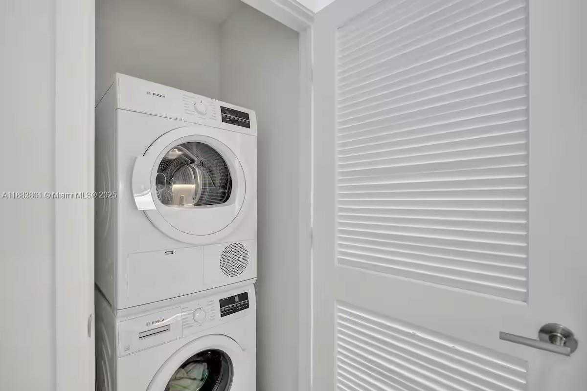 Small Image of 580 72 ST #1804, Miami Beach Number 8