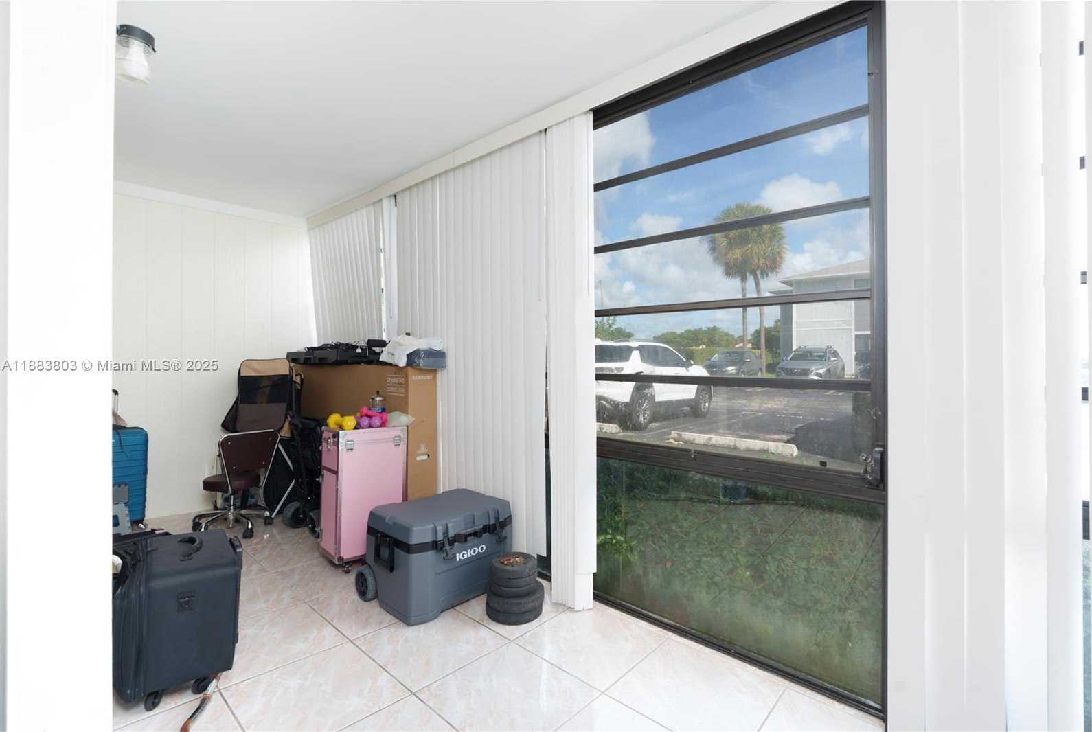 Small Image of 9725 HAMMOCKS BLVD #108F, Miami Number 17