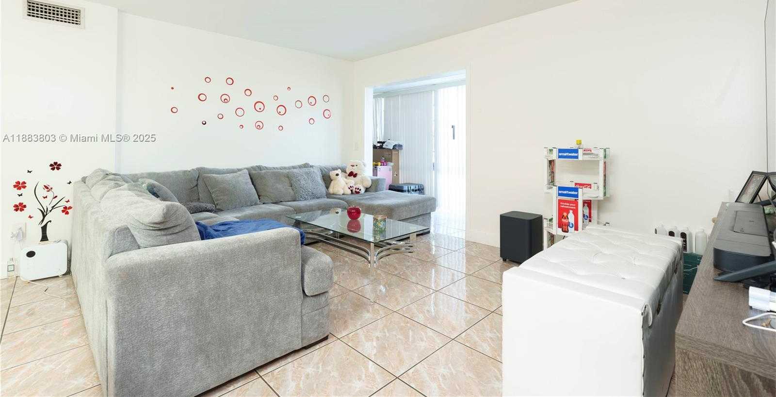 Small Image of 9725 HAMMOCKS BLVD #108F, Miami Number 6