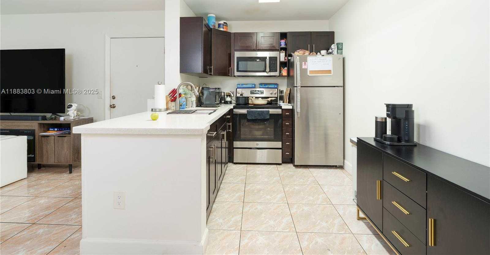 Small Image of 9725 HAMMOCKS BLVD #108F, Miami Number 7